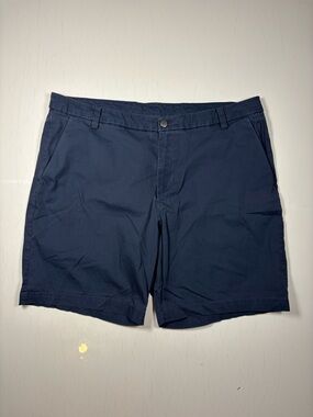 lululemon athletica Men's Navy Flat-Front Performance Shorts - 38